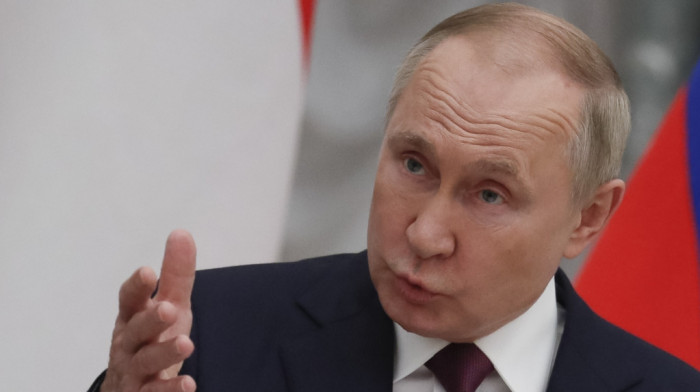Putin: Rusija odsad gas "neprijateljskim zemljama" naplaćuje u rubljama