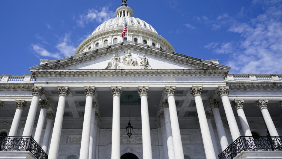 Dok se ne ukine gornja granica visine saveznog duga, Senat SAD biće u stalnom zasedanju