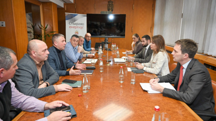 Radnici u Resavici održali jednočasovni štrajk, ministarka Đedović kaže da će država razmotriti zahteve rudara