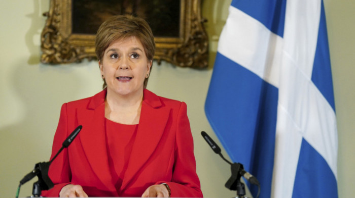 Bivša škotska premijerka Nikola Stardžon objavljuje memoare