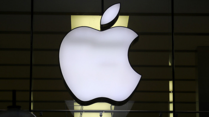 Apple izgubio 113 milijardi dolara tržišne vrednosti nakon tužbe američkog regulatora