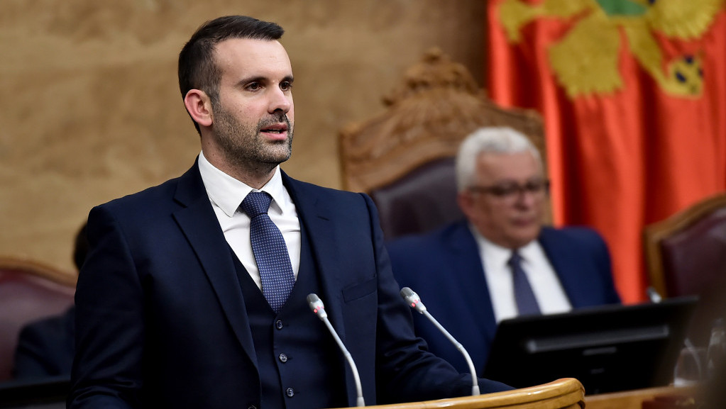 Spajić: Ako za godinu dana prosečna plata u Crnoj Gori ne bude 1.000 evra podneću ostavku