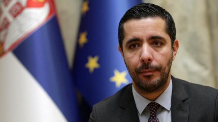 Momirović: Zabrana uvoza robe iz centralne Srbije na KiM politička odluka