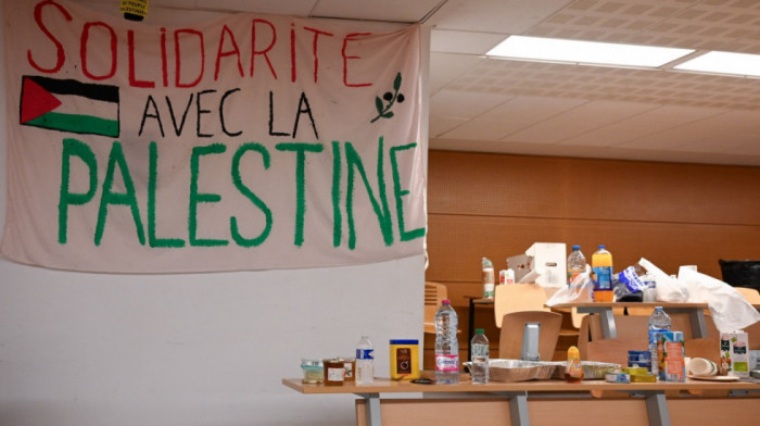 Protest u Parizu zbog rata u Gazi: Policija isterala studente koji su okupirali zgradu instituta
