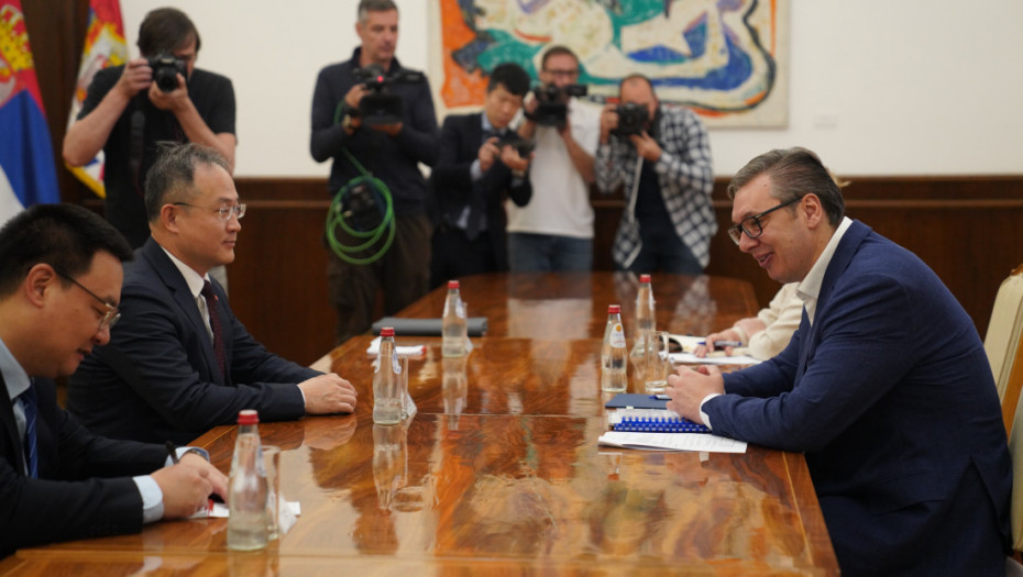 Vučić sa kineskim ambasadorom: Srbija ponosna na čelično partnerstvo sa Kinom