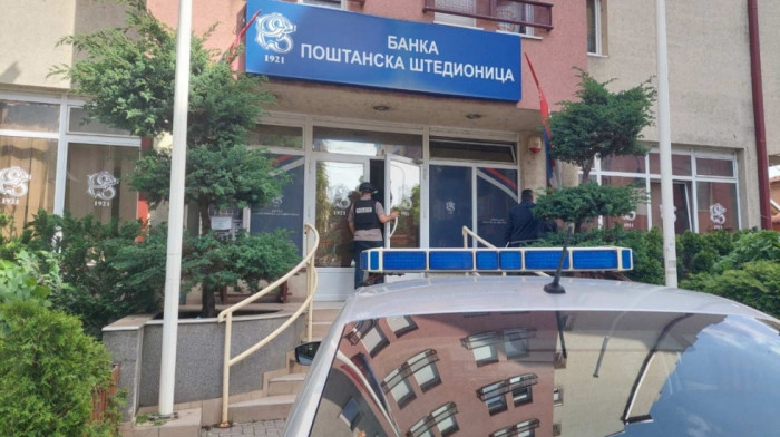 Pripadnici kosovske policije upali u ekspoziture Banka Poštanska štedionica na severu KiM