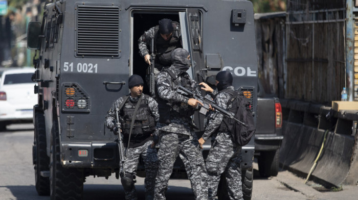 Brutalan obračun policije i narko-dilera u faveli u Brazilu – 25 mrtvih