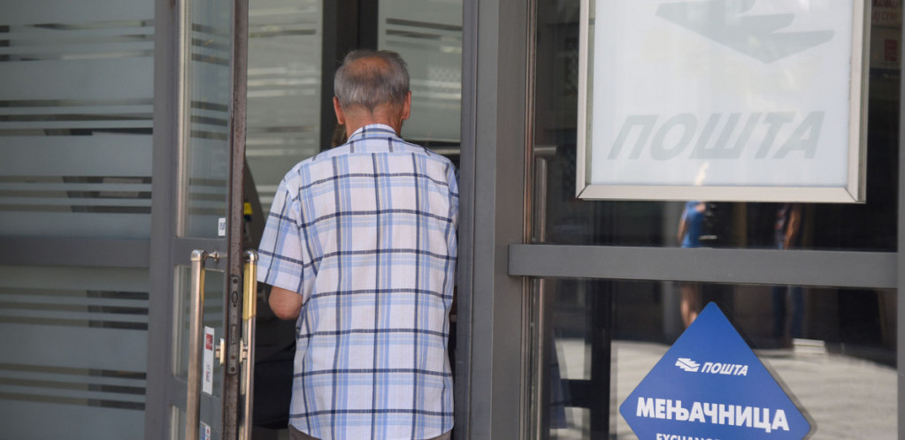 Gastarbajteri iznenadili prognostičare Svetske banke - umesto 20, pad doznaka samo 1,6 odsto