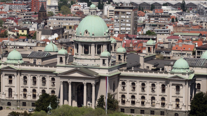 Poslanici najavili podršku Predlogu zakona - za odavanje poslovne tajne kazna do tri miliona dinara