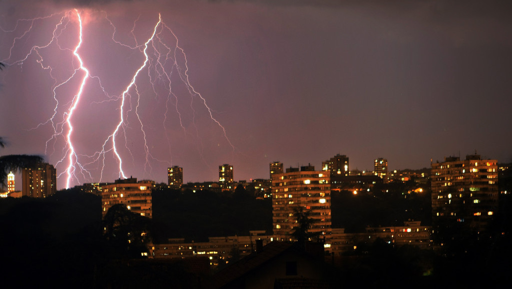RHMZ izdao novo hitno upozorenje za Beograd, Podunavski i Šumadijski okrug na nevreme