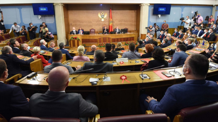 Politička kriza u Crnoj Gori: Sutra sastanak lidera stranaka većine, Krivokapić nije pozvan