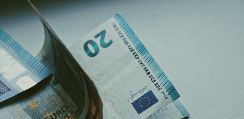 Počinje isplata 20 evra - novac sutra prvi dobijaju penzioneri