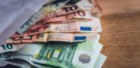 Kurs dinara danas iznosi 117,3793 za evro
