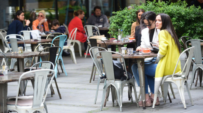 Austrija popušta mere, prvi restoran u Beču otvoren već u pet sati ujutro