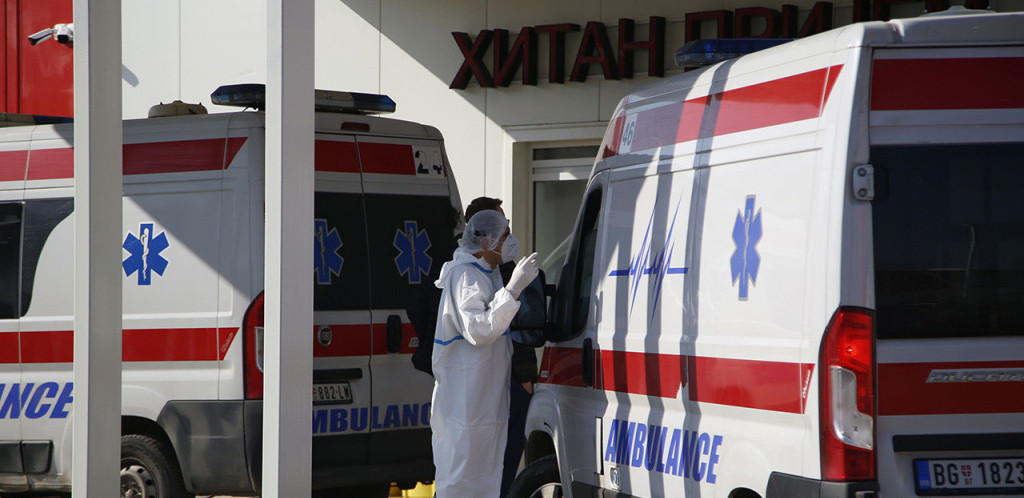 Žena nastradala prilikom pada sa prvog sprata vojne bolnice u Nišu