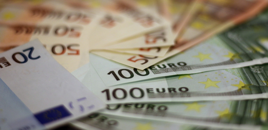 Kurs dinara prema evru iznosi 117,2993