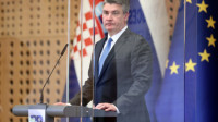 Milanović: Srbija da odluči je li za EU ili Moskvu; Vulin odgovara