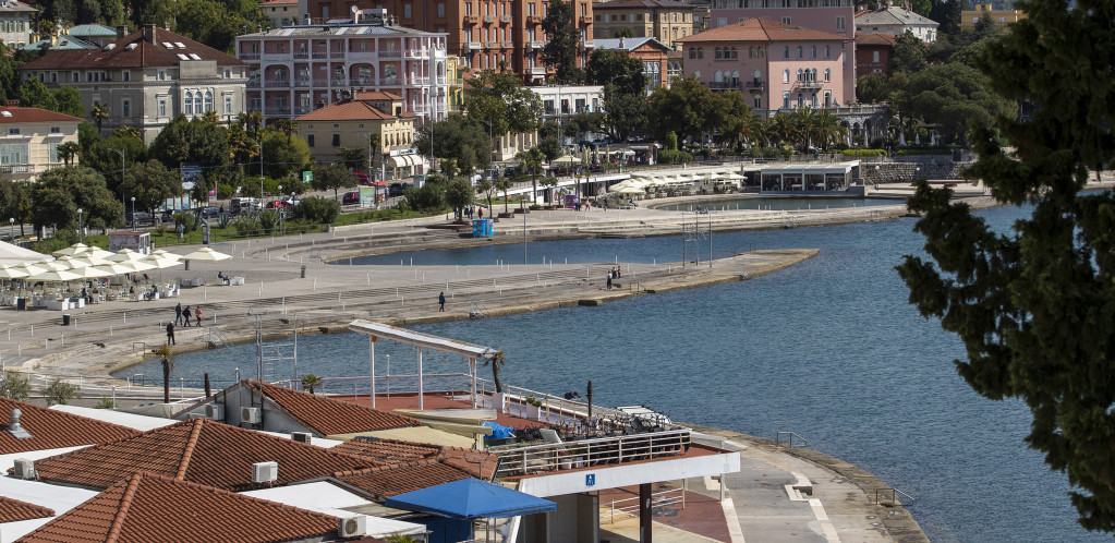 Hrvatski sabor usvaja zakon o otvaranju plaža: Javne plaže bez ograda, besplatne za sve građane