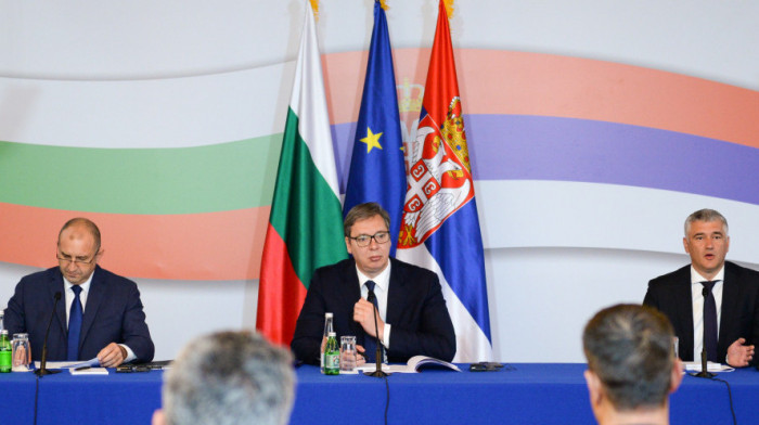 Vučić: Pripadnici bugarske manjine mogu da računaju na raširene ruke Srbije