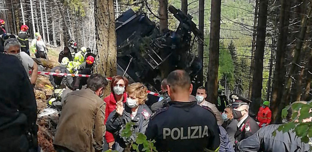 Tri osobe uhapšene zbog pada žičare u Italiji
