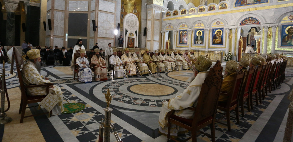 Sabor SPC bira tri episkopa, ko će biti Amfilohijev naslednik?