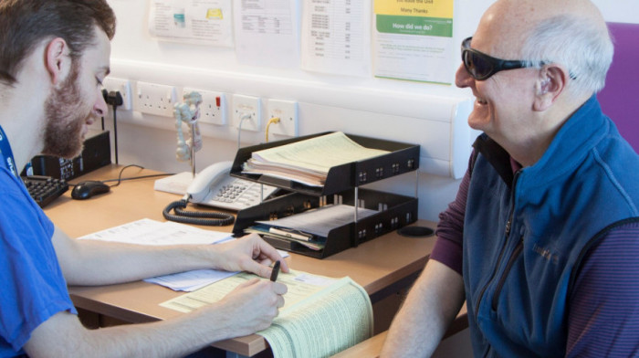 Revolucionarno otkriće: Nova terapija delimično vratila vid slepom čoveku