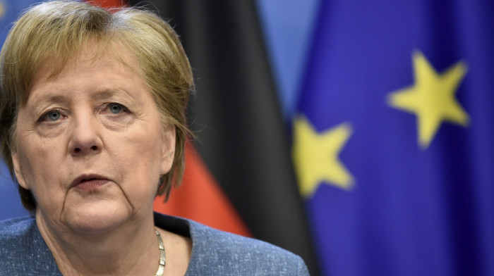 Merkel: EU da održi dijalog sa Rusijom uprkos razlikama