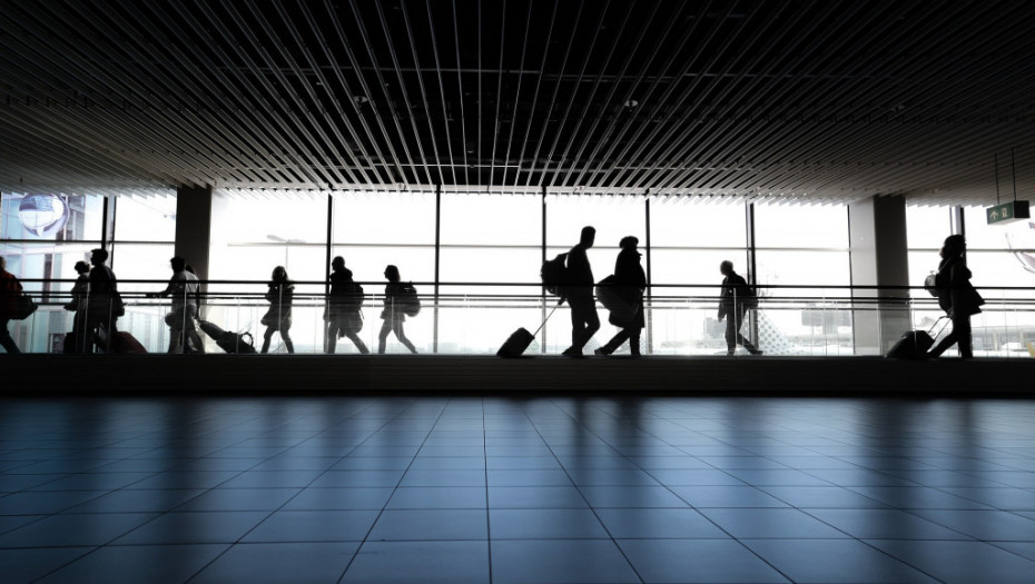 Direktor frankfurtskog aerodroma traži veća prava za vakcinisane putnike