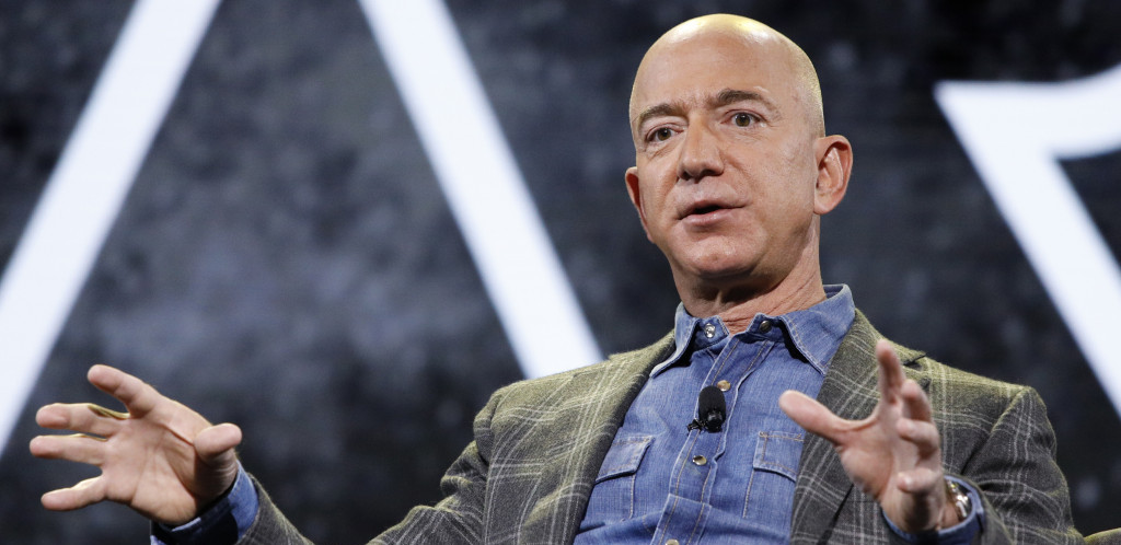 Bezos se danas povlači s mesta generalnog direktora Amazona