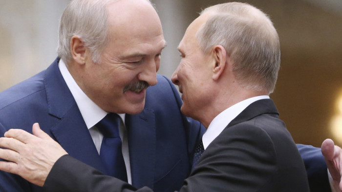 (Ne)raskidivi savez Moskve i Minska, do kada će Putin da štiti Lukašenka?