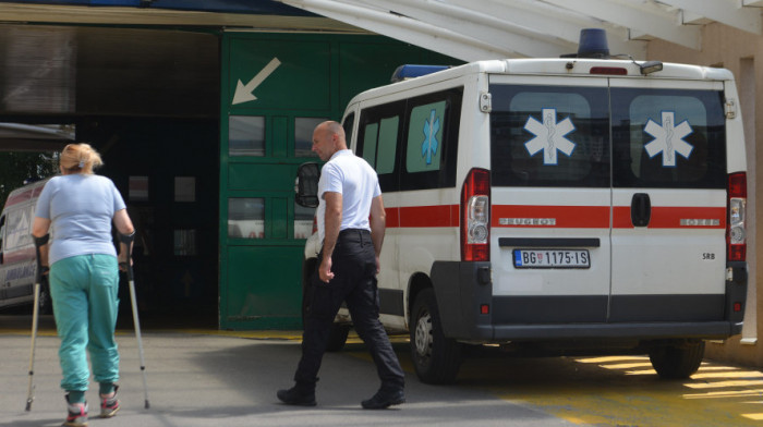 Teško povređena dva mladića u saobraćajnoj nesreći na auto-putu kod Laste