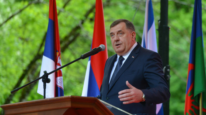 Dodik: Poslanici koji su glasali za Rezoluciju o Srebrenici nisu dobrodošli u RS