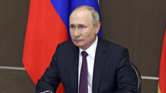 Putin: Odustajanje od dolara neće biti politički instrument