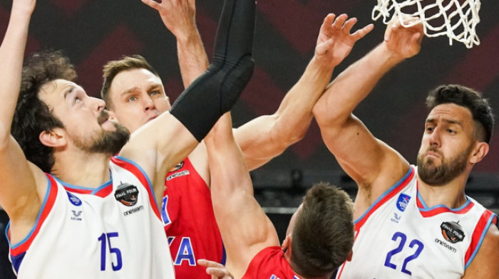 Efes prvi filanista Evrolige: Micić i Efes pobedili CSKA