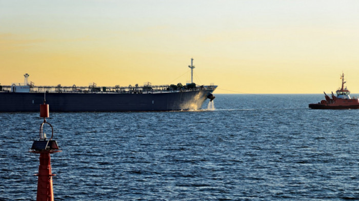 Novi incident u Omanskom zalivu: Moguća otmica još jednog tankera blizu obale UAE