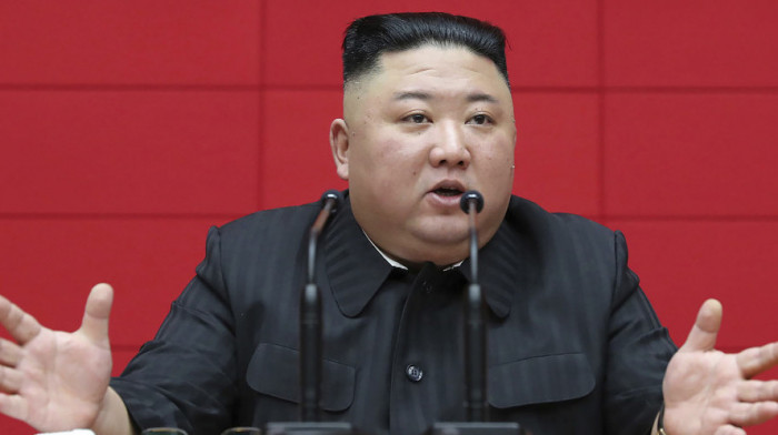 Novo povlačenje Kim Džong Una, nema ga u javnosti mesec dana