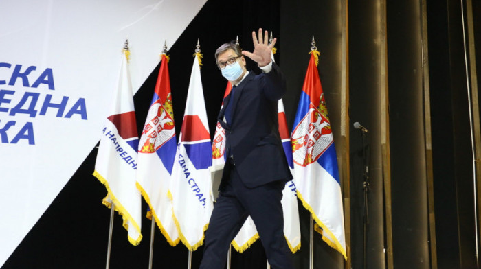 Vučić zakazao sednicu Predsedništva SNS-a za 7. mart