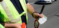 Uhapšen saobraćajni policajac osumnjičen da je primio 100 evra da lažira udes