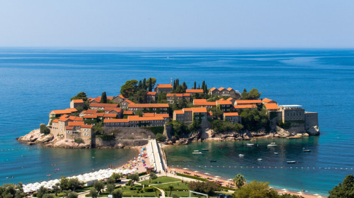 Paštrovka gora i Sveti Stefan sa Miločerskim parkom na listi najugroženijih