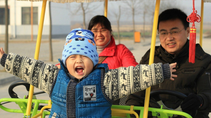 Kineska pokrajina Sečuan dozvolila nevenčanim parovima da legalno imaju decu