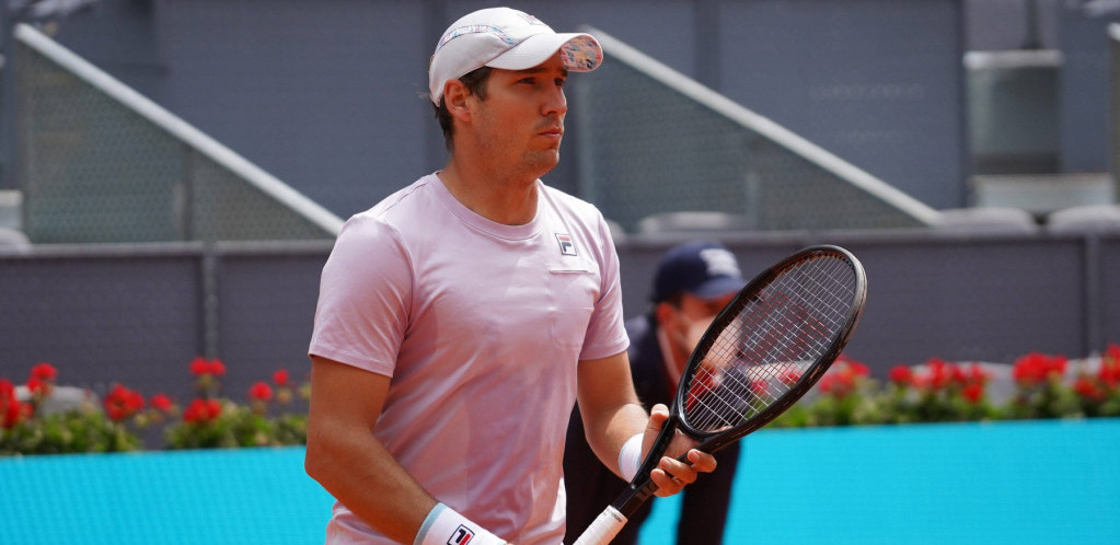 Dušan Lajović startovao pobedom na ATP turniru u Antverpenu