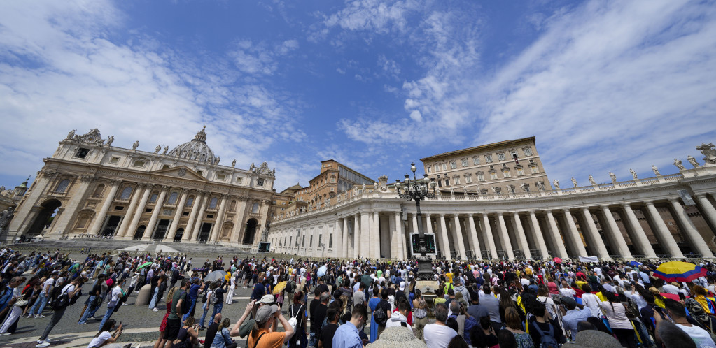Suđenje u Vatikanu: Bliski saradnik pape Franje osumnjičen za proneveru 412 miliona dolara