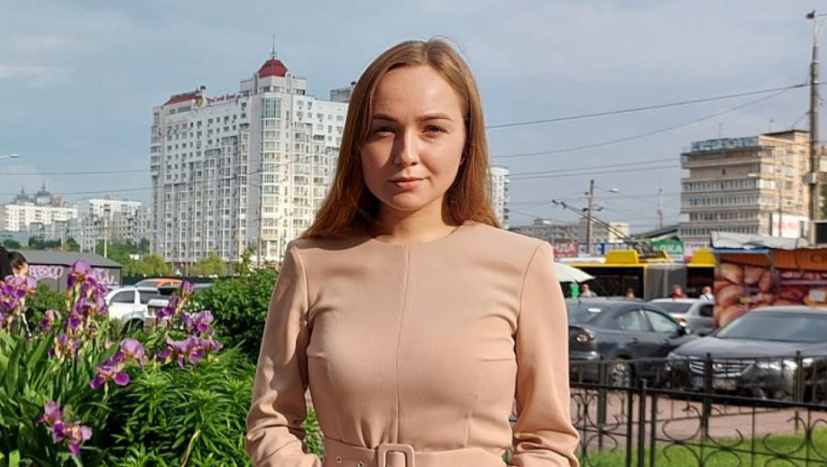 Upoznajte novinarku koja je pobegla iz Belorusije samo par sati pre nego što će uhapsiti Protaševiča