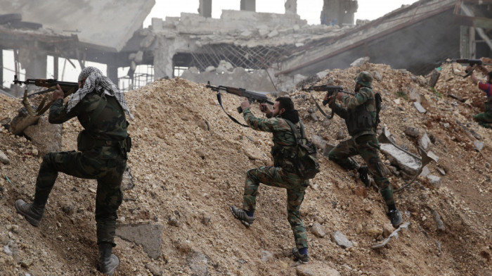 Najmanje 13 ljudi ubijeno u dva artiljerijska napada u Siriji
