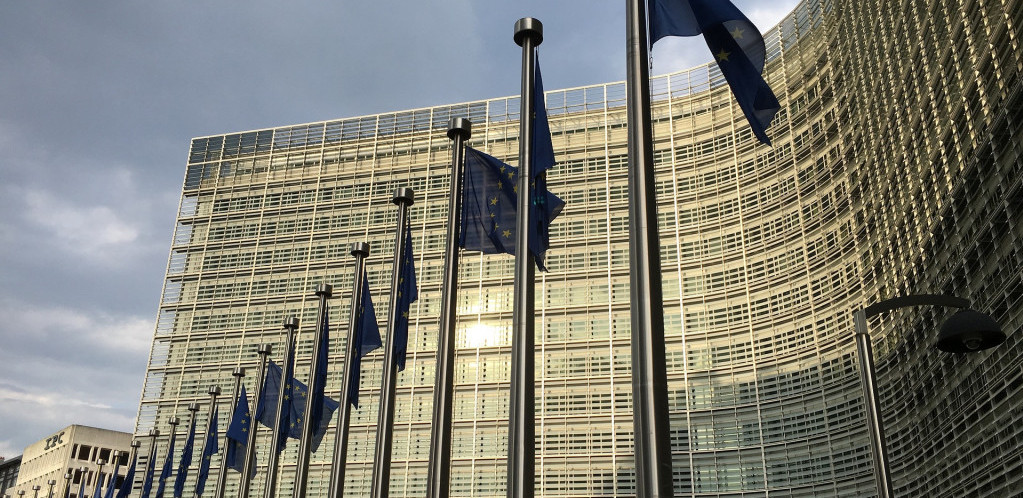 Evropska komisija zabrinuta zbog stanja vladavine prava u Sloveniji