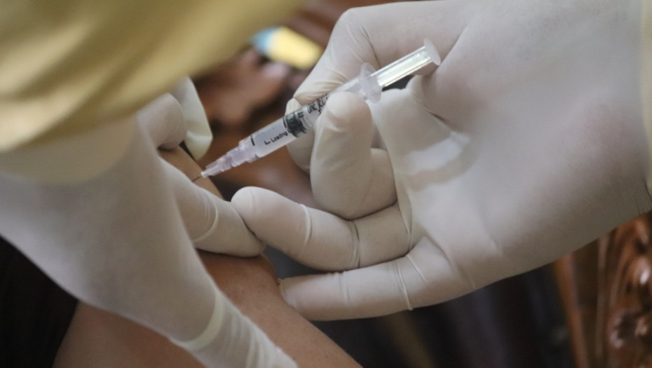 Novo istraživanje: Bezbedno uporedo primanje vakcina protiv kovida i gripa