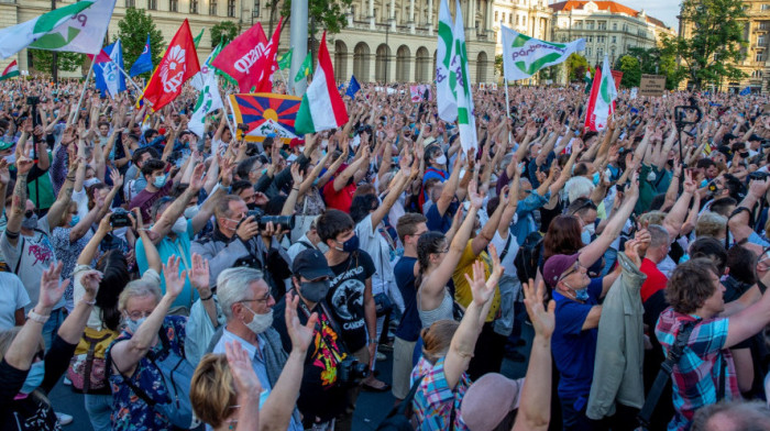 Mađari protestovali protiv izgradnje kineskog univerziteta, Vang Venbin poručuje: Izbeći politizaciju