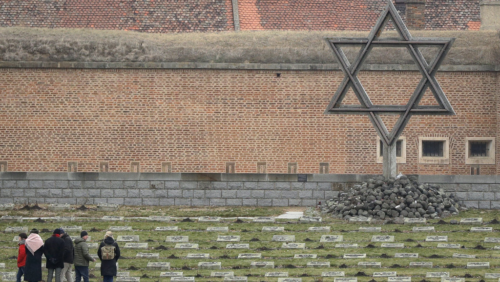 Žena stara 96 godina pred sudom za maloletnike zbog nacističkih zločina