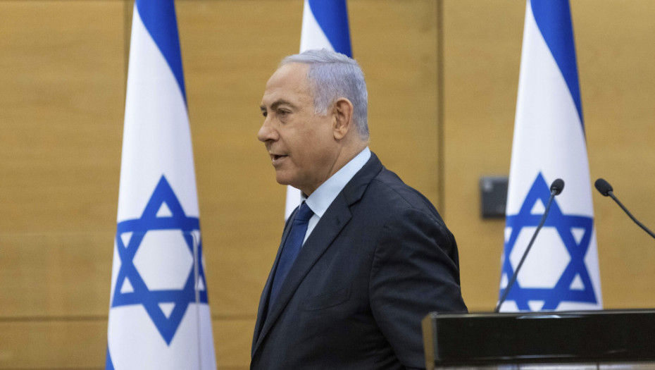 Izraelci pevaju "Bibi ćao" i slave odlazak Netanjahua sa vlasti