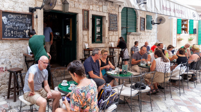 Albanija postaje konkurencija Crnoj Gori na turističkom tržištu